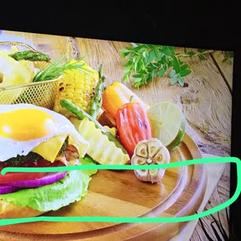 Samsung UE50TU8000U Hakkında Panel Problemi