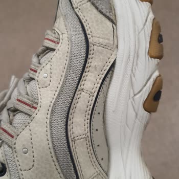 Skechers 3 Ayda Çatlama