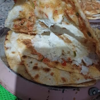 Şok Marketler Lahmacunun İçinde Yağlı Kağit Yoktu Yapışık Bir Şekilde Çıktı