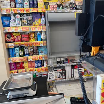Şok Marketlerinde Sigaraya Zam Yapılacak Diye Satış Yapmıyor