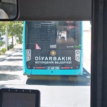 Diyarbakır Büyükşehir Belediyesi Otobüs Almadan Hareket Ediyor