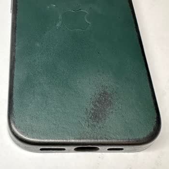 iPhone 14 Pro Kılıf Aşınması