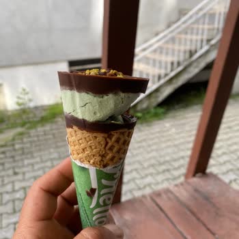 Algida Cornetto Disc Antep Fıstıklı Ürün Bozuk Çıktı