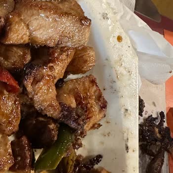 Tavuk Dünyası'nın Sorunlu Restoranı!