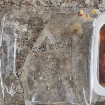 BİM Osmanoğlu Kazandibi Bozuk Çıktı Son Kullanma Tarihi Geçmemiş