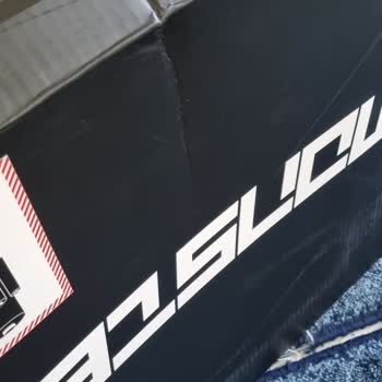 Monster Notebook Bilgisayarın İçi Daha Önce Açılmış.