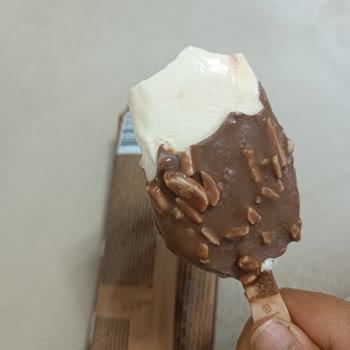 Ekşi Bozuk Magnum Tarihi Geçmemiş