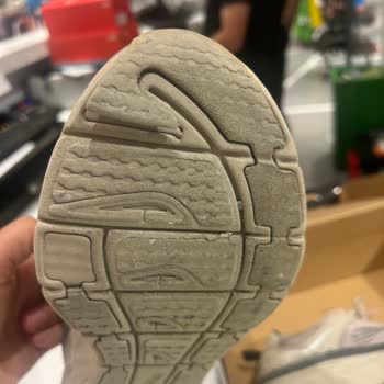 Sportive Garantisi Olan Ayakkabının Parasını İade Veya Değişim Etmediler