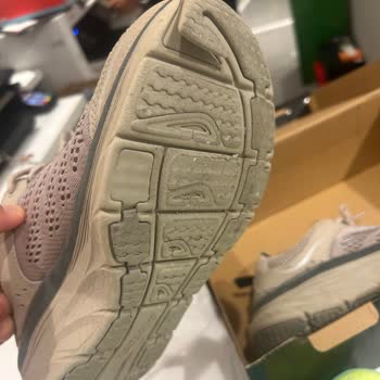 Sportive Garantisi Olan Ayakkabının Parasını İade Veya Değişim Etmediler