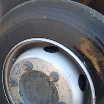 Pirelli 225/75/17.5 Lastik 300km Yol Yapmadan Balon Sorunu
