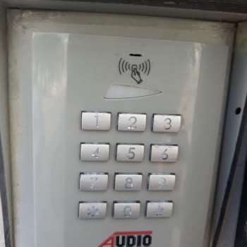Audio Elektronik Yaya Giriş Kapısı Çipli Cihaz