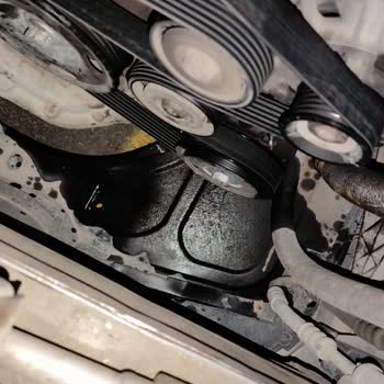 Öz-Er Oto Madeni Yağ Değişimi (Ankara) Sorumsuz Ve Bilgisiz Esnaf