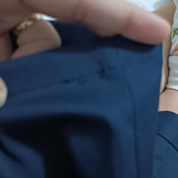Altınyıldız'dan Aldığım Pantolonumda Hasarlı Orta Kısım