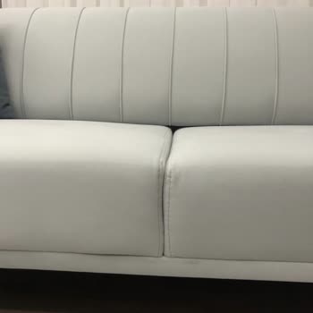 Köroğlu AVM 'de Hatalı Koltuk Takımı