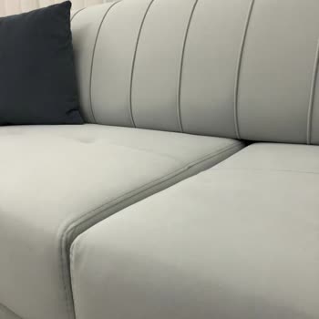 Köroğlu AVM 'de Hatalı Koltuk Takımı