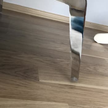 Köroğlu AVM 'de Hatalı Koltuk Takımı