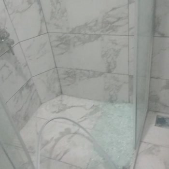 Serdivan AVM Koçtaş Duşa Kabin Patlaması