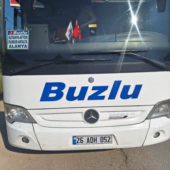 Buzlu Turizm Buzlu Otobüs Firmasının Geç Gelmesi Ve Yolda Arızalanması