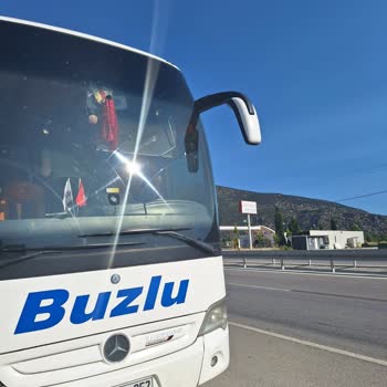 Buzlu Turizm Buzlu Otobüs Firmasının Geç Gelmesi Ve Yolda Arızalanması