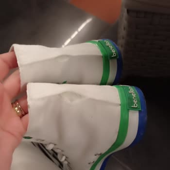 Ayakkabı Fuarı Elit İlk Kullanımda Yırtılan Ayakkabılar