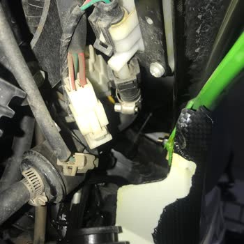 Mondial Motor Motorumun Deposu Delik Müşteri Hizmetleri Açmıyor