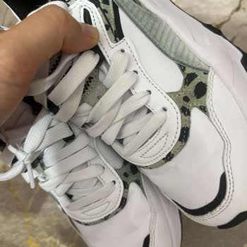 Puma Ayakkabının Kalitesizliği Deformeli Ve Sağlam Malzeme Olmaması