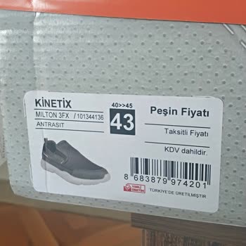 FLO Ayakkabı FLO Müşteriyi Yanıltarak İlandan Farklı Renk Ayakkabı Gönderiyor