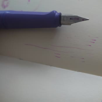 Amazon Lamy Safari Kalemim Kesik Yazıyor, Mürekkep Akıyor