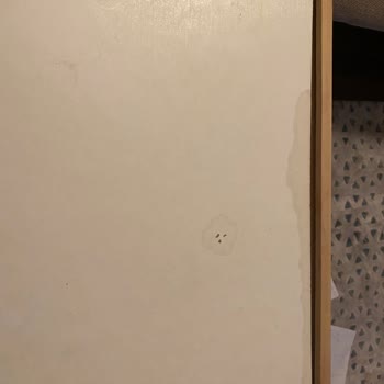 Ebebek Baby Toys Masa Sandalye Takımı Yüzey Soyulması