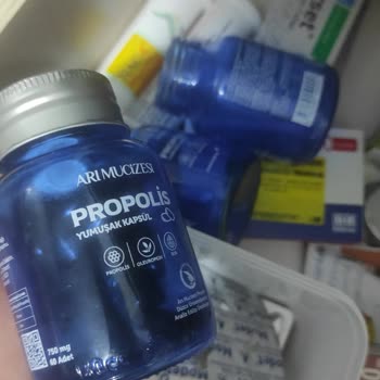 Arı Mucizesi İçerisinden Propolis Tadı Vs Gelmiyor Artık