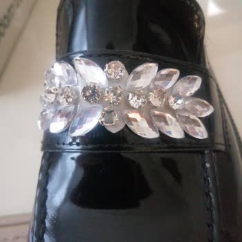 Modamizbir.com Ayakkabının Yanlış Numara Gelmesi Ve Üzerindeki Taşların Düşmüş Olması