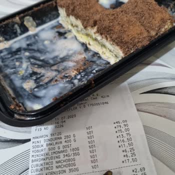 BİM Yabancı Maddeli Hatalı Üretim