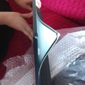 Yurtiçi Kargo Monitörü Hasarlı Getirdi.