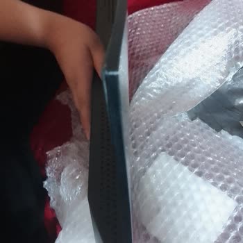 Yurtiçi Kargo Monitörü Hasarlı Getirdi.