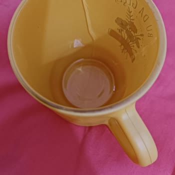 BİM Sıcak Suyla Çatlayan Bardak