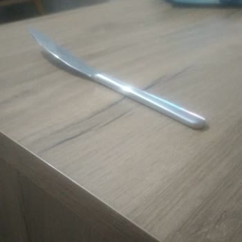 Emsan Lidya Çatal Kaşık Bıçak Takimi Kusurlu Ürün