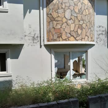 Hotels.com Hotels Üzerinden Yaptığım Payallar Villa Yerinde Sadece İnşaat Var