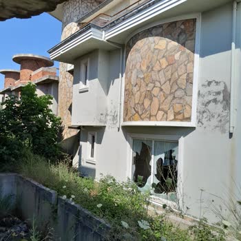 Hotels.com Hotels Üzerinden Yaptığım Payallar Villa Yerinde Sadece İnşaat Var