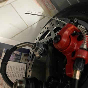 Onvo Lastik Patlama, Şehir Halinde Somon Gevşemesi, Frenlerden Ses Gelmesi