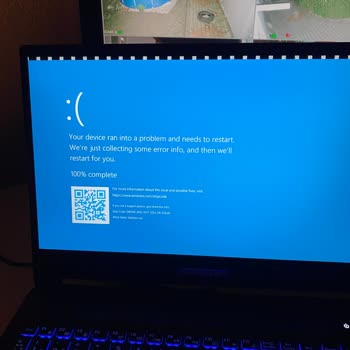 Monster Laptop Mavi Ekran