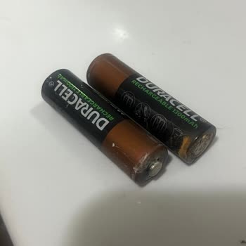 Duracell Şarj Edilebilir Pil Akması