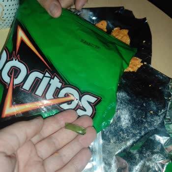 Doritos Paketinden Cam Çıktı
