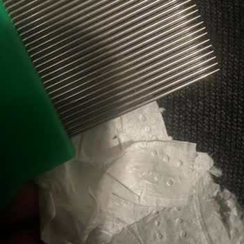 Sultan Eczanesi (Konya) Kullanılmış Bit&nbsp; Tarağı Satıyor