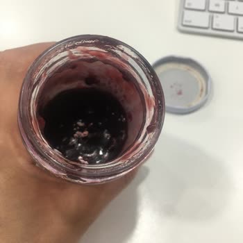 Tat Gıda Tat Şeker İlavesiz Böğürtlen Reçeli İçinden Plastik Parça Çıkması