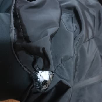 Slazenger Marka Montum Bir Ayda Söküldü