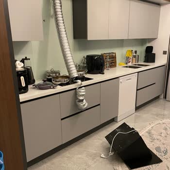 Kendiliğinden Yere Düşen Arçelik Davlumbaz