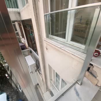 Faulty Installation of a++ 18000 BTU Inverter Wall-Mounted Air Conditioner by Samsung Service