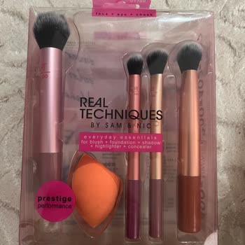 Real Techniques Çiçek Sepeti Sahte Ürün