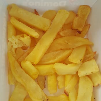 Domino's Pizza Ürkmez'deki Yakışıksız Durum