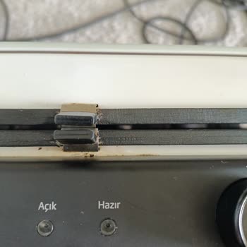 Arçelik Tost Makinesi 4. Kez Isı Ayar Düğmesi Kırılması